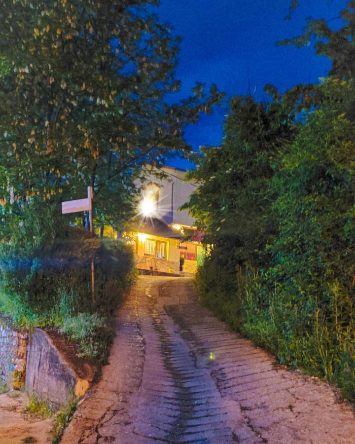 Clockwise Guestrooms Gjirokastër Dış mekan fotoğraf