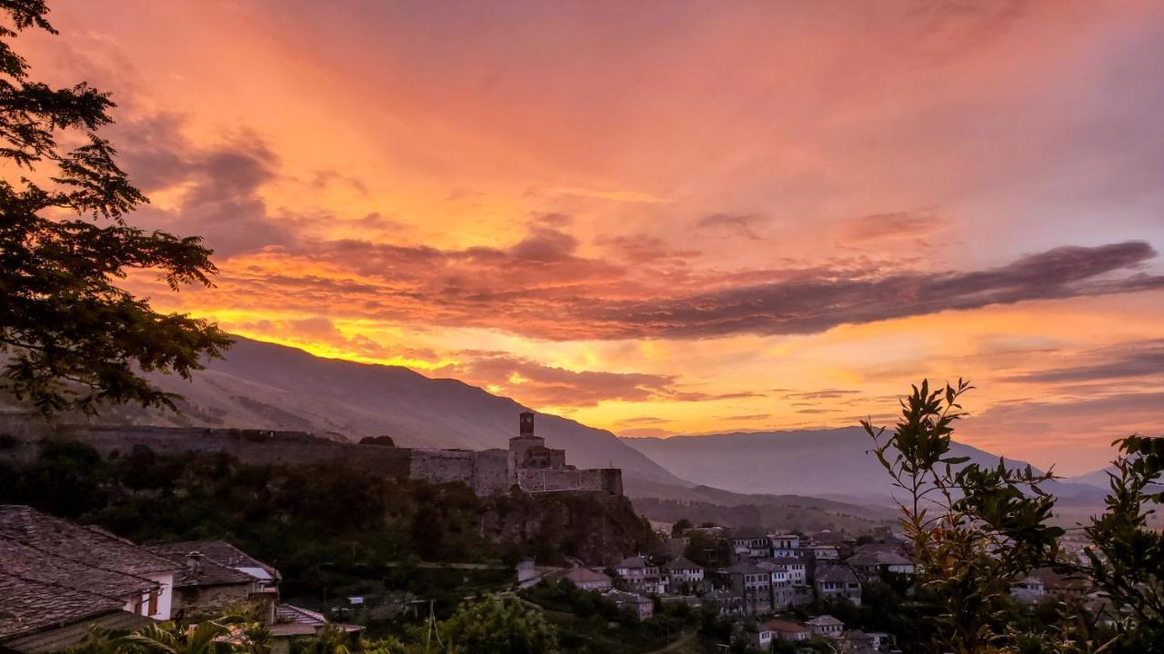 Clockwise Guestrooms Gjirokastër Dış mekan fotoğraf